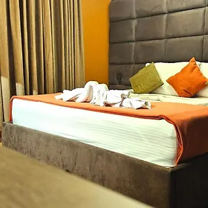 Hotel Artist, Tirana